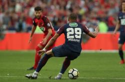 摩纳哥客场战平梅斯，继续保持不败