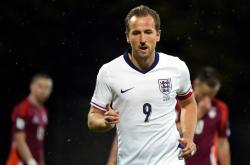 英格兰队逆转捷克队晋级下一轮比赛