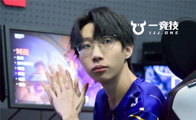 夜刃战队在无畏契约世界杯中打出绝杀，被誉为全场沸腾的简单介绍