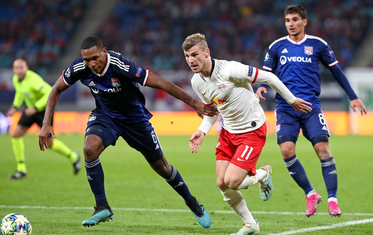 里昂战胜尼姆,排名有所上升 里昂战胜尼姆,排名有所上升