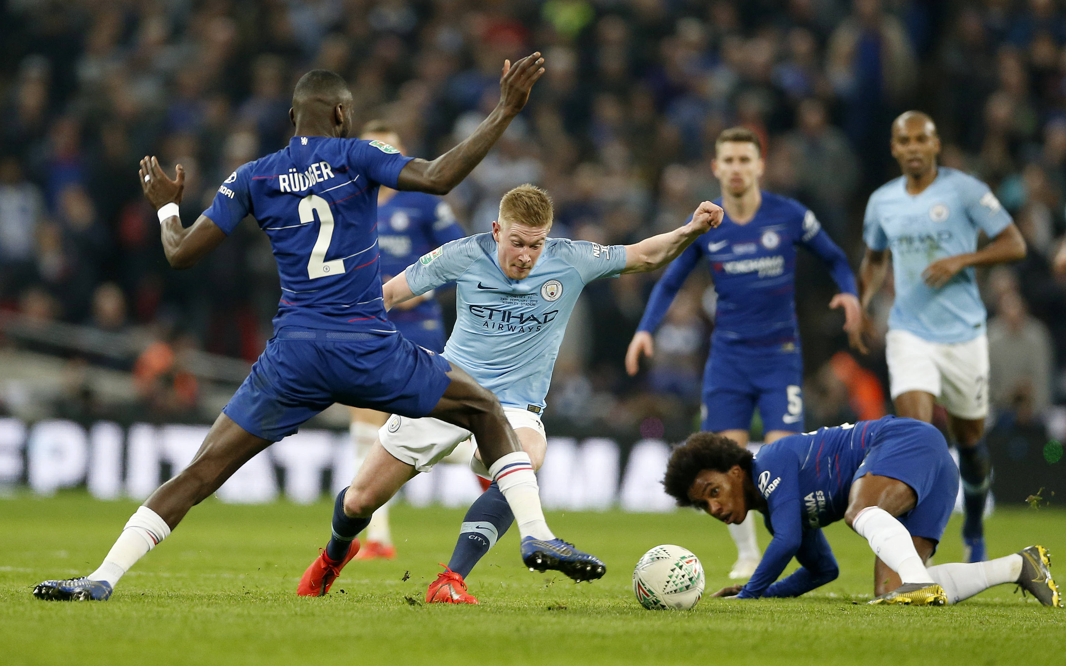 西汉姆联表现出色已连续三场比赛保持不败的简单介绍 西汉姆联表现出色已连续三场比赛保持不败的简单介绍