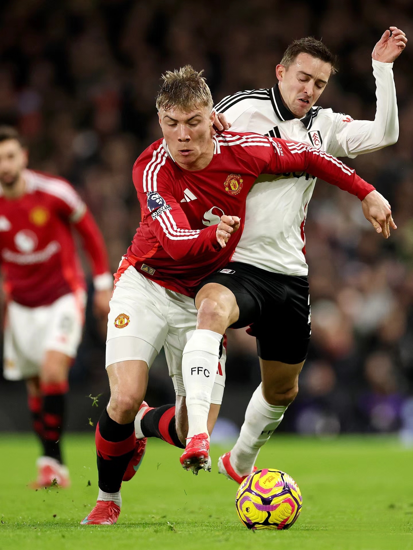 富勒姆对阵斯旺西,双方将上演激烈大战!的简单介绍 富勒姆对阵斯旺西,双方将上演激烈大战!的简单介绍