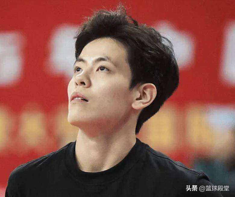 包含苏里南前锋瓜瓜经历低迷期,期待下一场比赛的词条 包含苏里南前锋瓜瓜经历低迷期,期待下一场比赛的词条