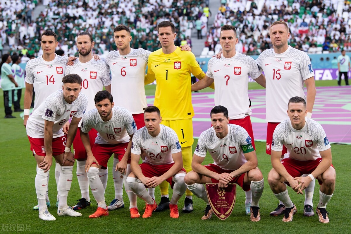 波兰战胜西班牙，出线形势一片光明