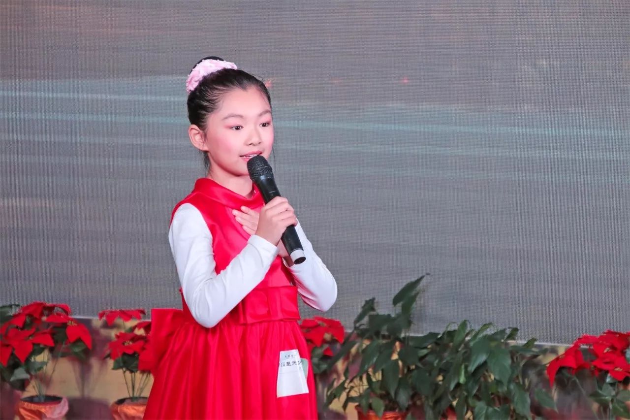 包含阿根廷女足选拔大赛完美收官，优秀选手脱颖而出的词条