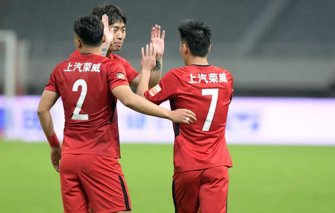 上港再胜，积分榜领先优势扩大的简单介绍