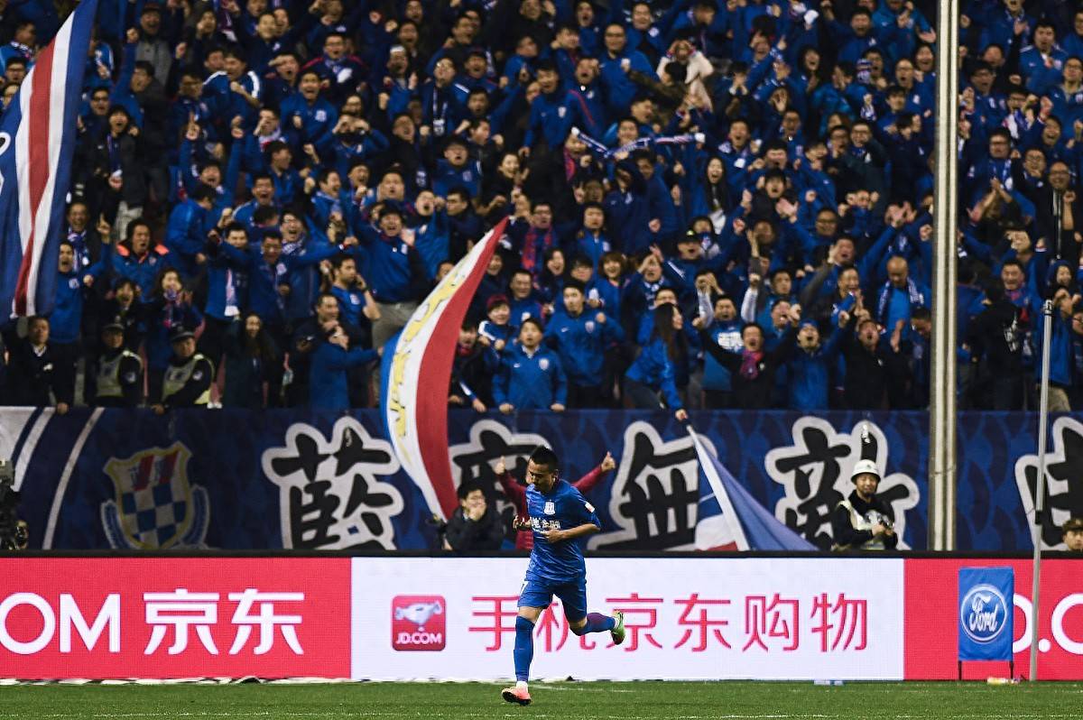 包含夺冠在望！球队在比赛中步步为营的词条