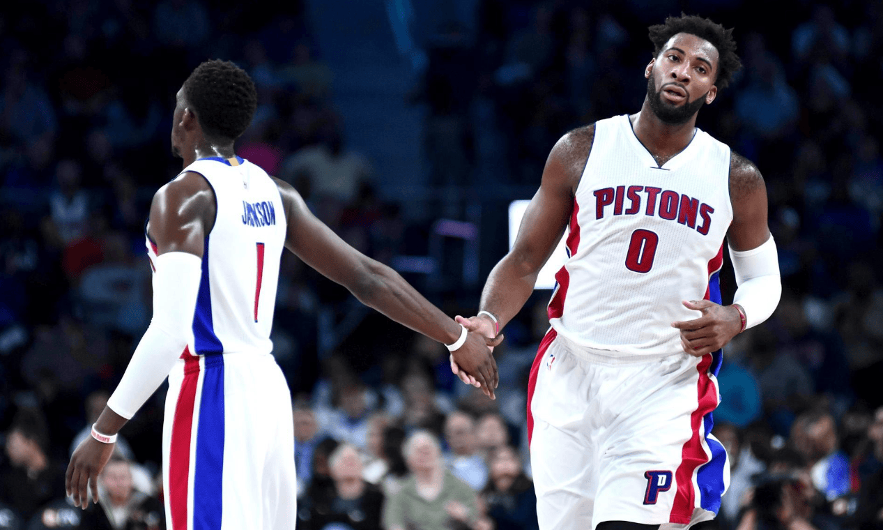 包含活塞惊险获胜，德拉蒙德终场前压哨绝杀的词条